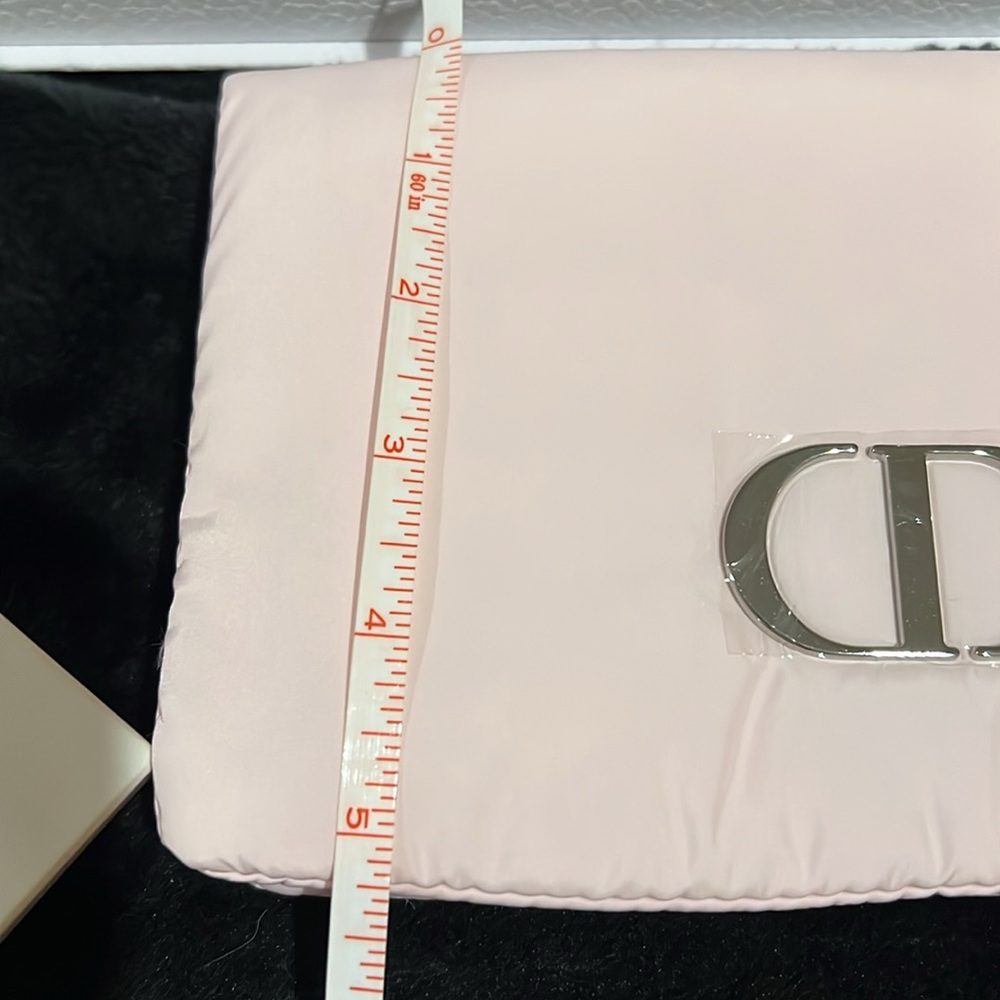 DIOR  Pretty Pink Pouch - Picture 9 of 9